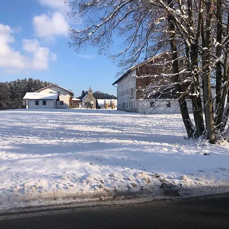 Ferien Im Zuhaeusl