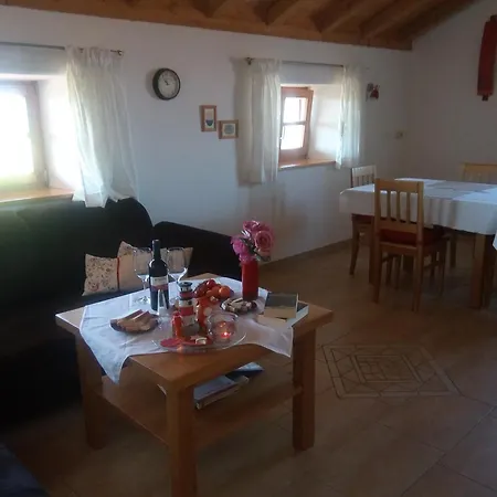 Ferien Im Zuhaeusl